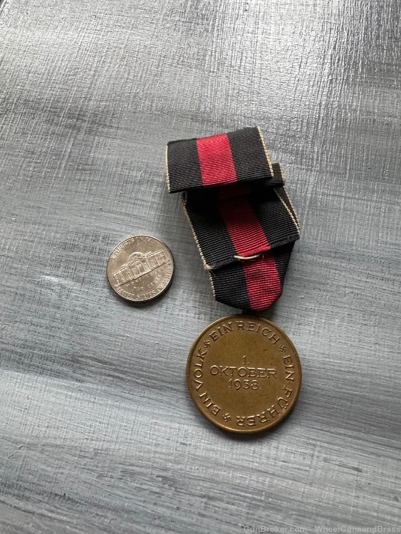 WW2 Third Reich Germany Medal Ein Volk Fuhrer Sudetenland Medal II-img-3
