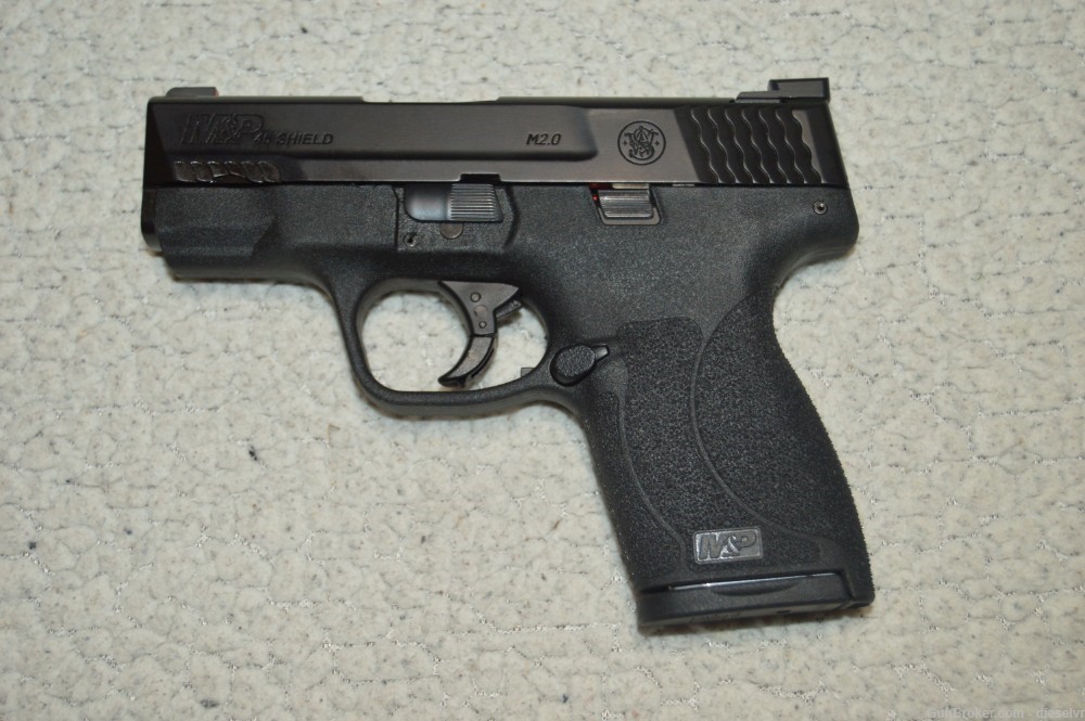UPGRADED Smith & Wesson M&P 45 Shield  M2.0 2 Mags Night Sights Trigger-img-1