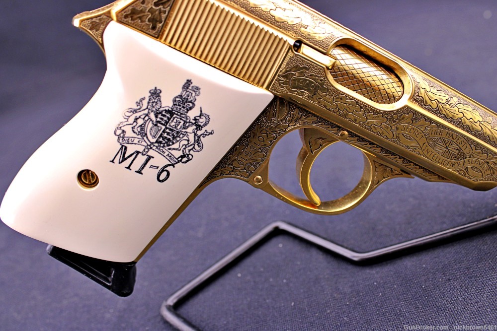 WALTHER PPK JAMES BOND MI-6 GOLD PLATED COLLECTORS EDITION 1 OF 500-img-12