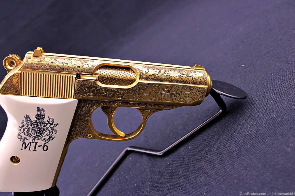 WALTHER PPK JAMES BOND MI-6 GOLD PLATED COLLECTORS EDITION 1 OF 500-img-14