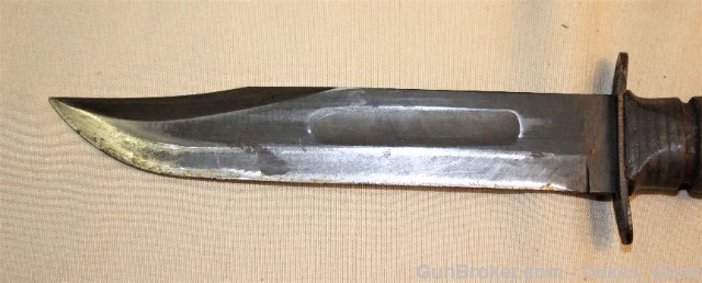 USN KA-BAR WWII Fighting Knife w/ USN Scabbard-img-3