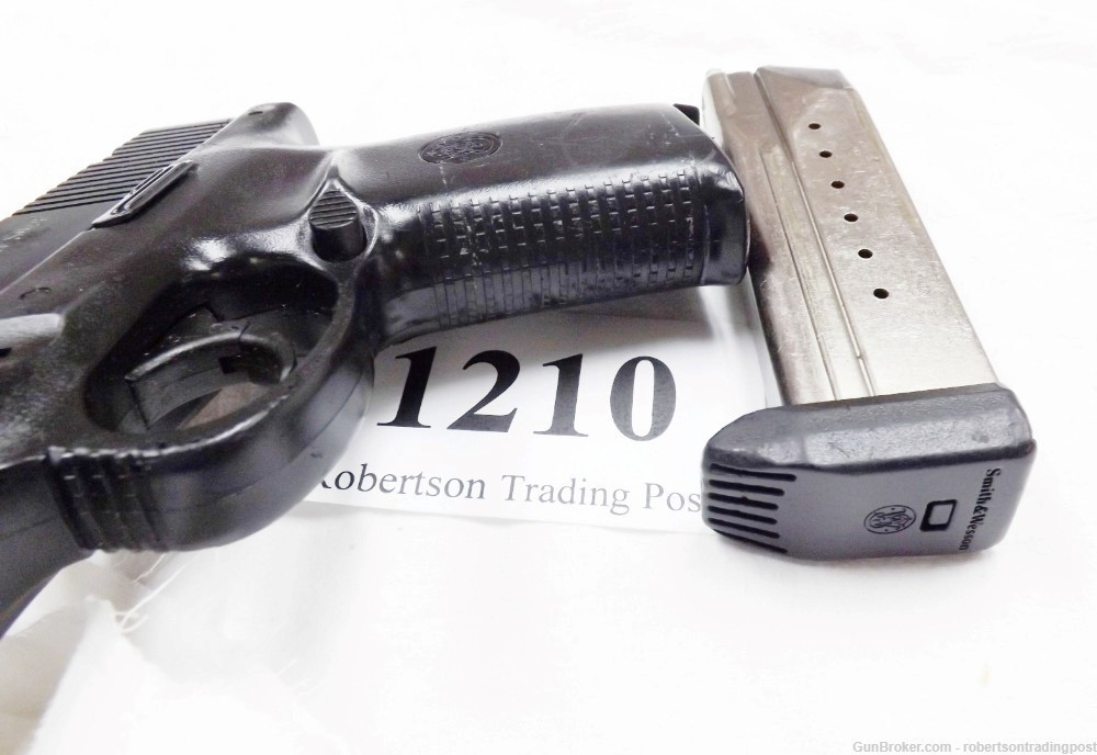 S&W 9mm SW9F SD9VE 223900 type VG 17 Shot Auto Pistol Smith & Wesson-img-9