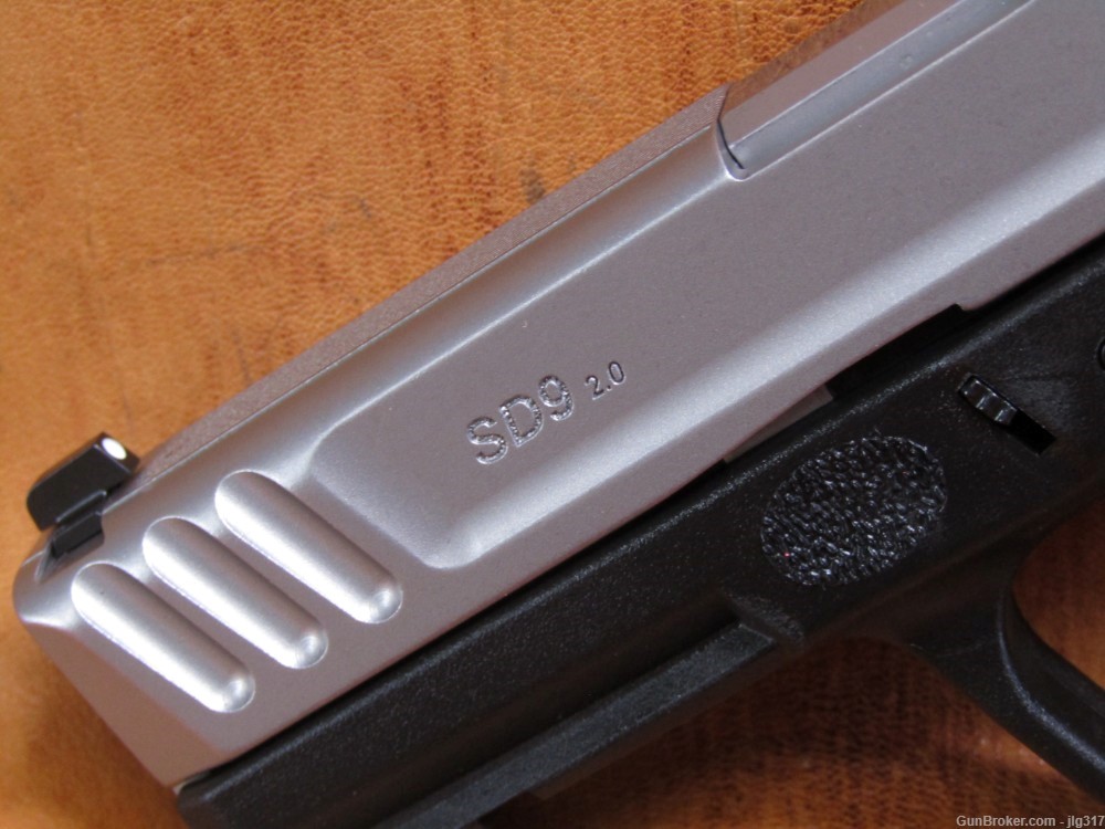 All New Smith & Wesson SD9 2.0 9mm Semi Auto Pistol New in Box 13931-img-10