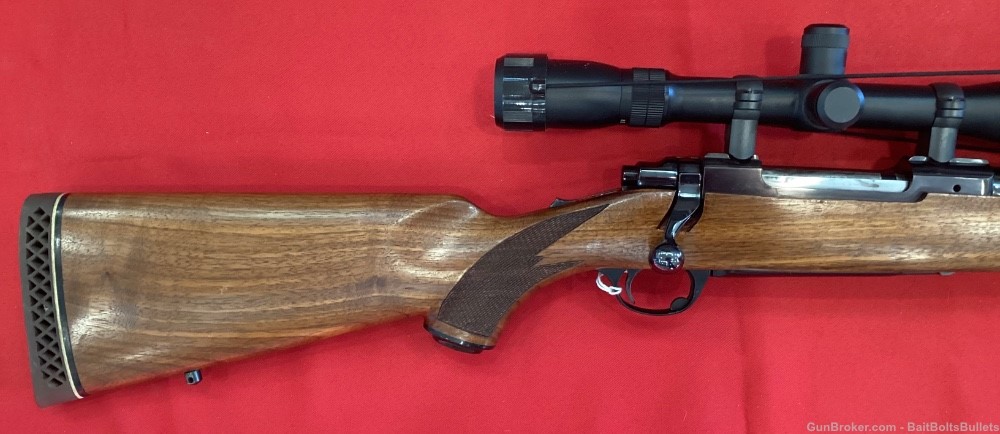 Ruger M77 7mm REM MAG 24in Bolt Action Tang Safety. Great Shape!-img-2