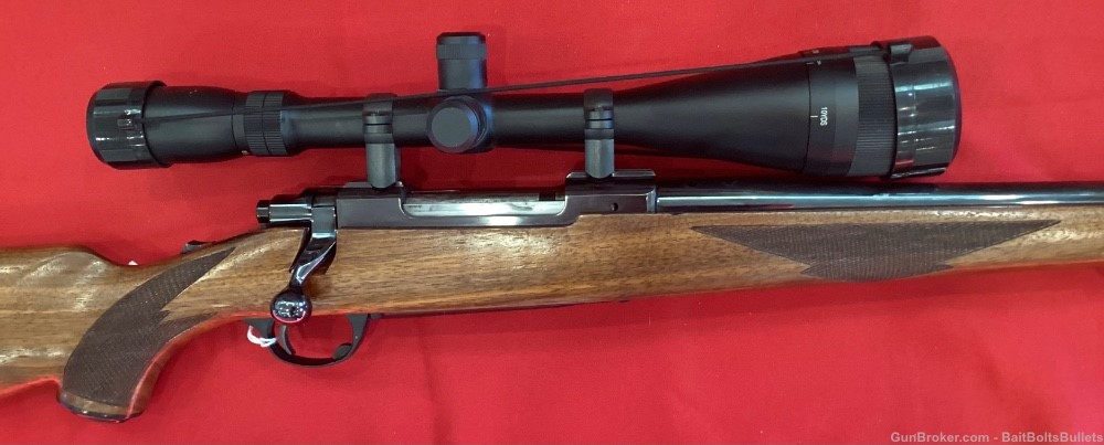 Ruger M77 7mm REM MAG 24in Bolt Action Tang Safety. Great Shape!-img-3