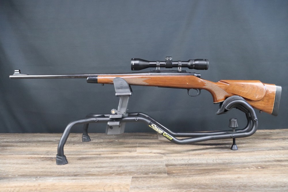 Remington 700 BDL 7mm Rem. mag Bolt Action Rifle-img-4