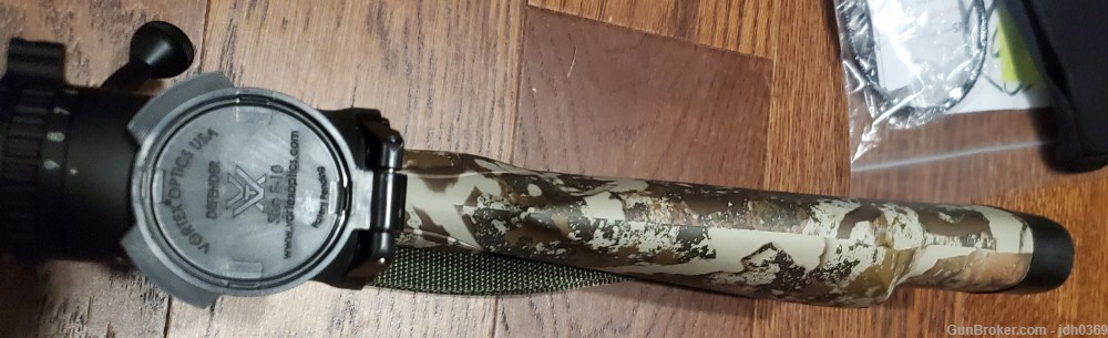 Weatherby Vanguard First Lite Specter in 308 WIN with extras-img-5