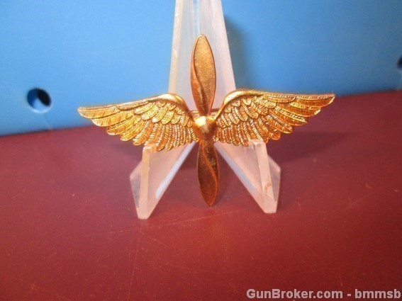 Vintage Aviation Sweetheart Gilt Prop. wing pin-img-1