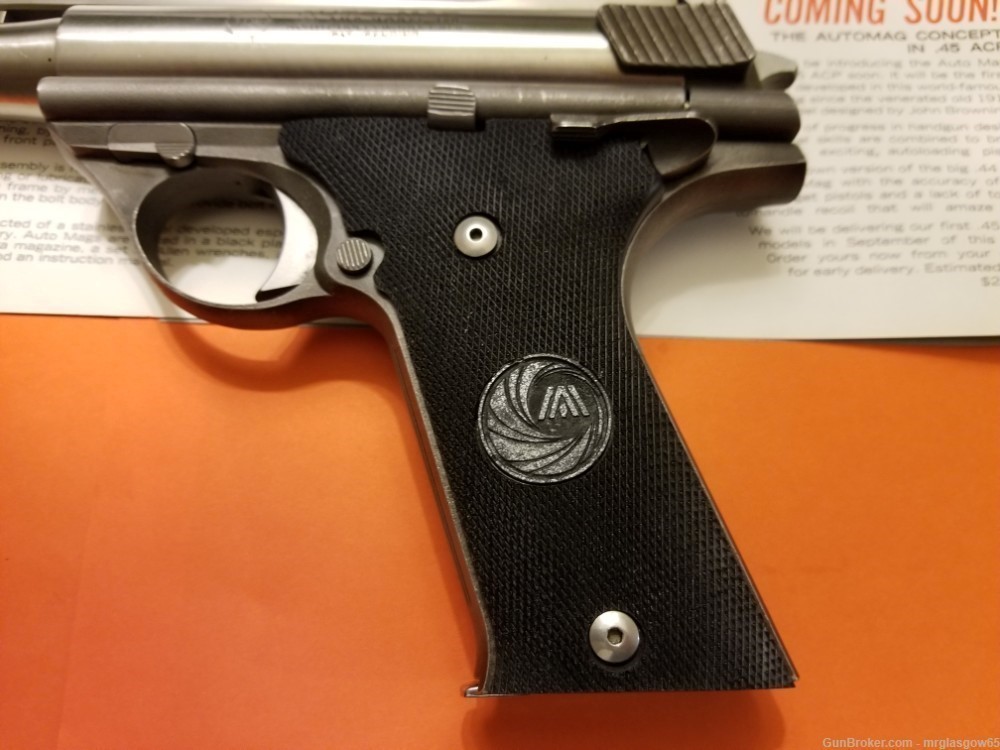 TDE / AMT Full Checkered Automag grips with Medallion 44 / 357 AMP Auto Mag-img-0