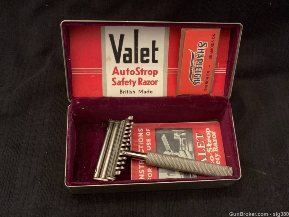 1930s VALET AUTO STROP SAFETY RAZOR CO. WITH CASE / NICE!-img-0