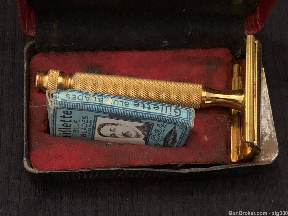 1948-1951 GILLETTE TECH GOLD SAFETY RAZOR IN BOX, EXTRA BLADES /  NICE!-img-2
