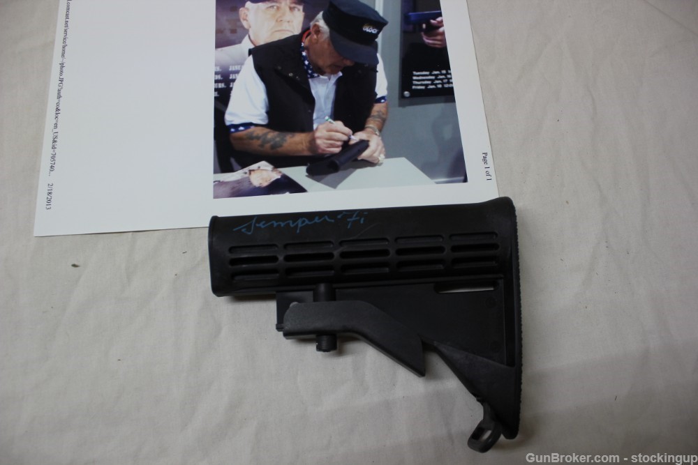 R Lee Ermey The Gunny Signed Autograph AR15 M16 M4 Stock-img-4