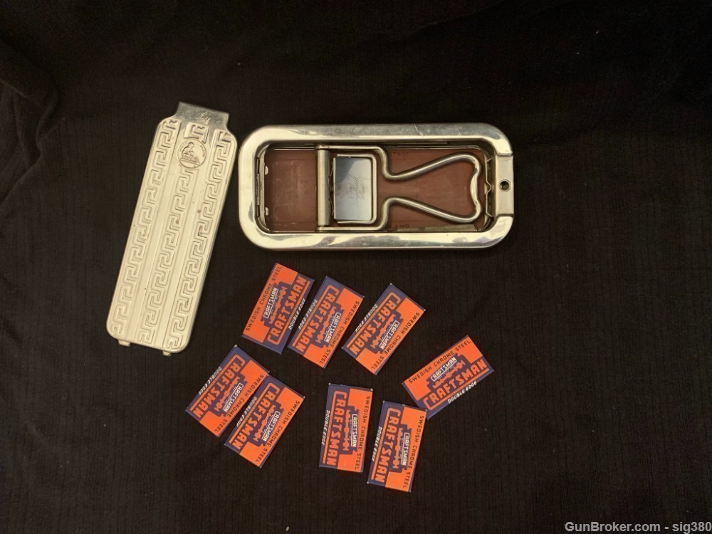 1927 ROLLS RAZOR WITH CASE AND EXTRA BLADES / NICE!-img-0