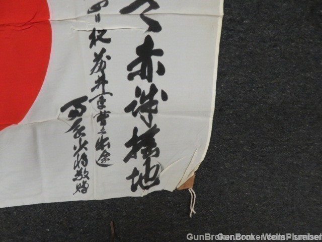 JAPANESE WWII HINOMARU MEATBALL FLAG W/ SIGNED KANJI-W/ PHOTO & BOOK (RARE)-img-15