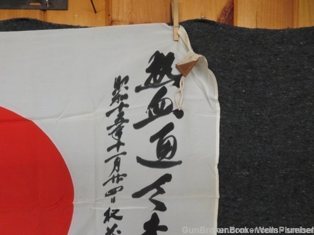 JAPANESE WWII HINOMARU MEATBALL FLAG W/ SIGNED KANJI-W/ PHOTO & BOOK (RARE)-img-16