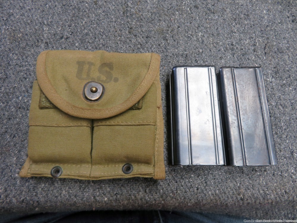 (2 TOTAL) WWII US M1 CARBINE MAGAZINES W/ WWII POUCH NATIONAL POSTAL METER-img-0