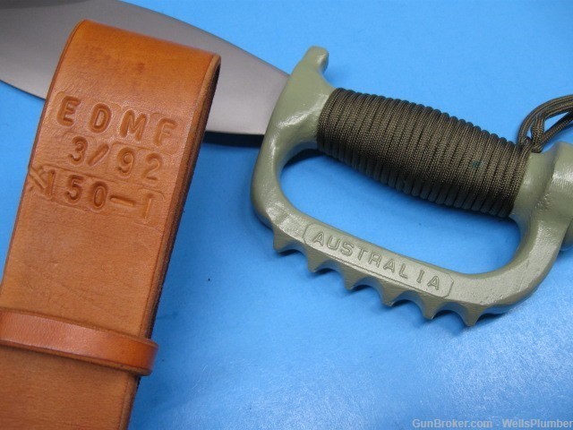 EDMF KNUCKLE KNIFE AUSTRALIA SMATCHET WITH ORIGINAL SCABBARD (MINT)-img-2