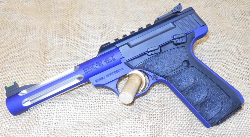 Browning Buck Mark Plus Blue Lite .22lr-img-0