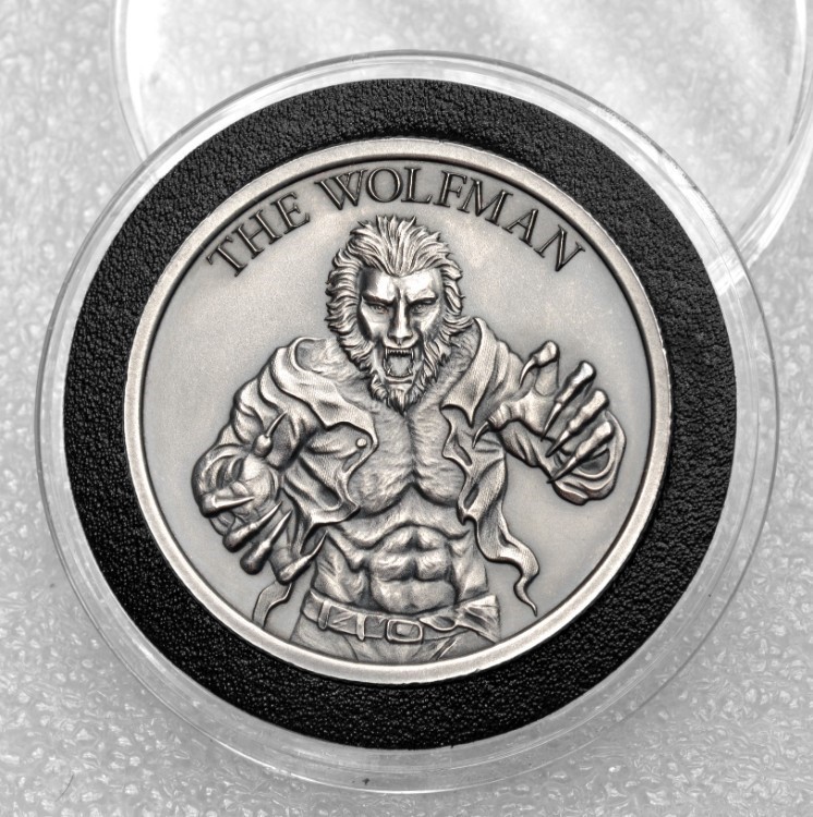 WOLFMAN- 2oz antiqued round .999 silver 39mm extra thick in capsule-img-0