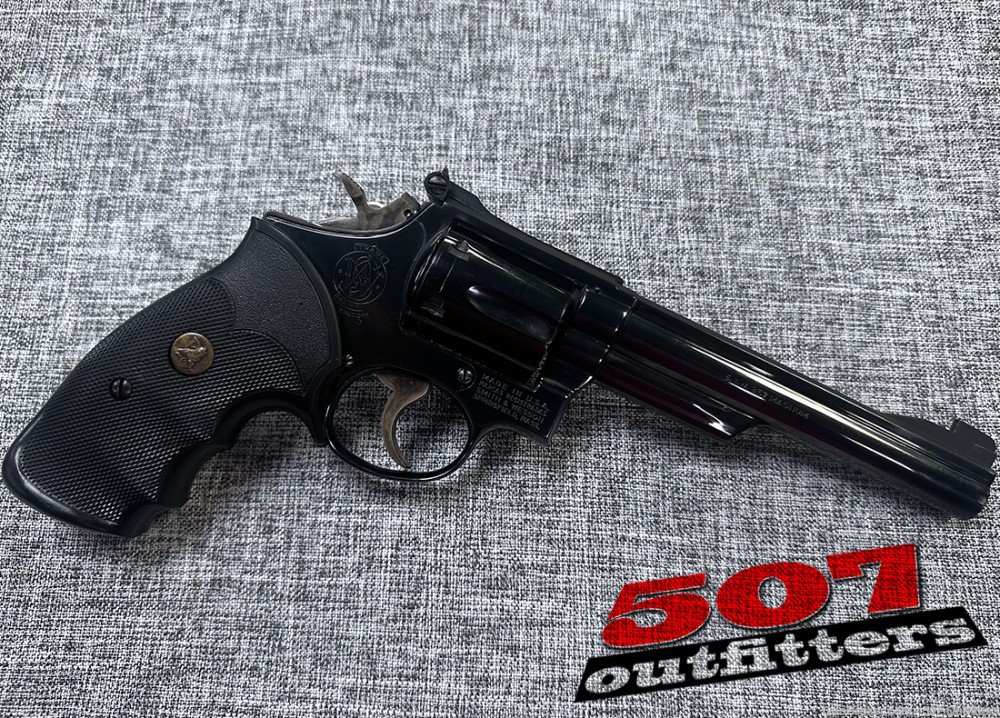 Smith & Wesson 19-3 .357 Magnum-img-1