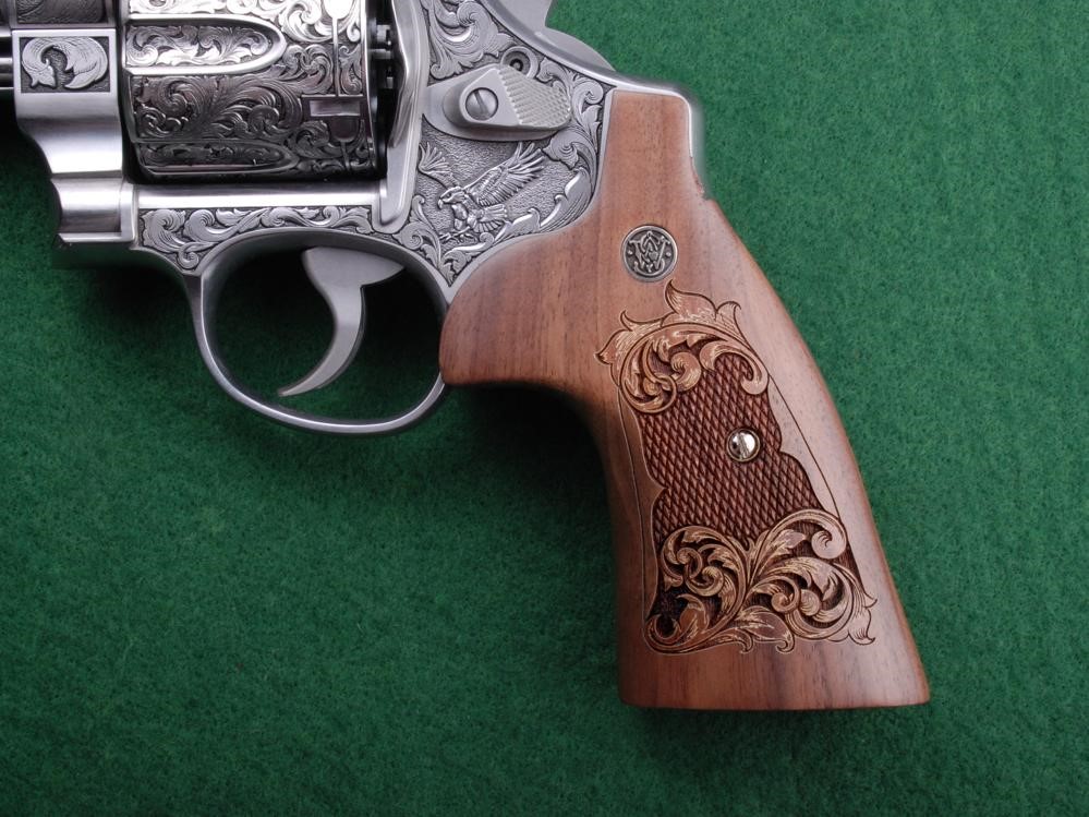 Smith & Wesson S&W Model 626 ALTAMONT Rising Eagle Engraved M629-img-13