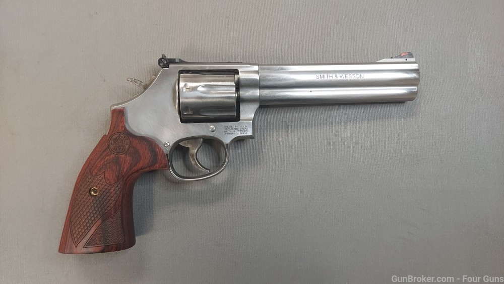 Smith & Wesson 686-6 Plus .357 Magnum 6" Barrel 7 Round DA Revolver-img-1