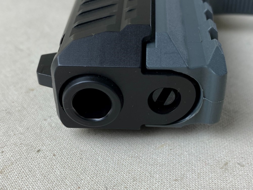 HK VP9 9mm Para 4.1"-img-11