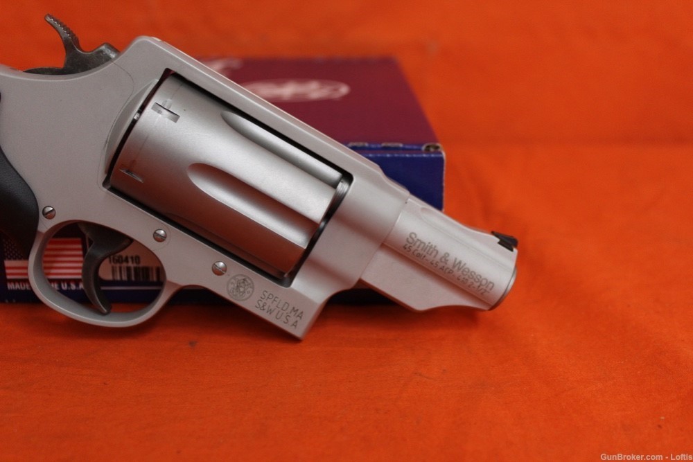 Smith & Wesson Governor .45colt/410ga NEW! LAYAWAY!-img-5
