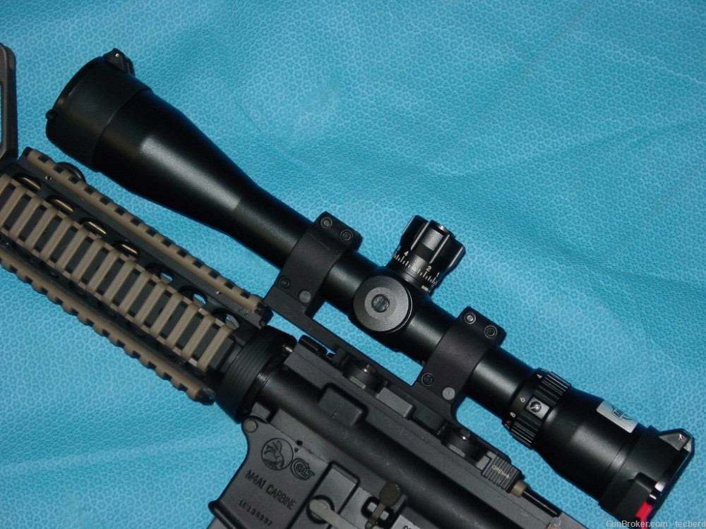 Colt M4A1 Carbine 5.56 with Scope-img-4