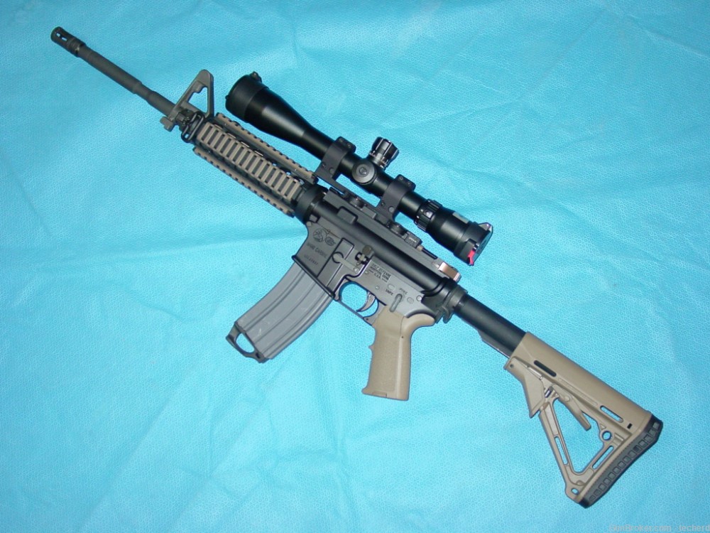 Colt M4A1 Carbine 5.56 with Scope-img-0