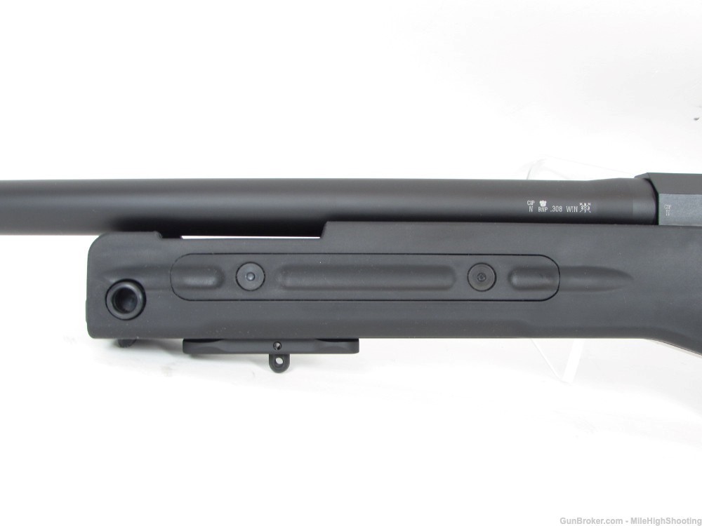 Demo: Accuracy International AT308 20" .308 Black, Fixed Stock 27719BL20IN-img-8