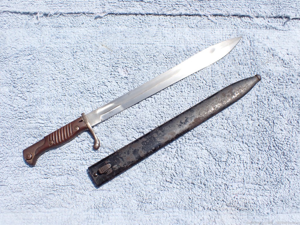 IMPERIAL GERMAN WWI 1898/05 BUTCHER BLADE BAYONET WITH SCABBARD DATED 1917-img-0