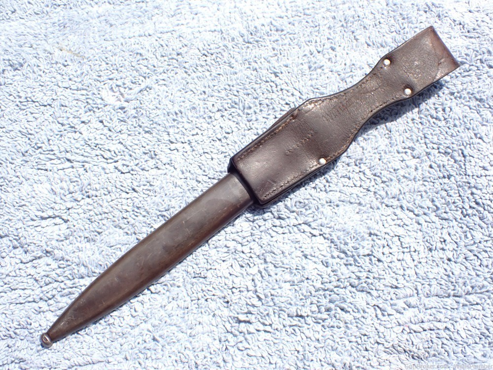 GERMAN WWII 98K BAYONET WITH SCABBARD & FROG MATCHING NUMBERS DATED 1940-img-24