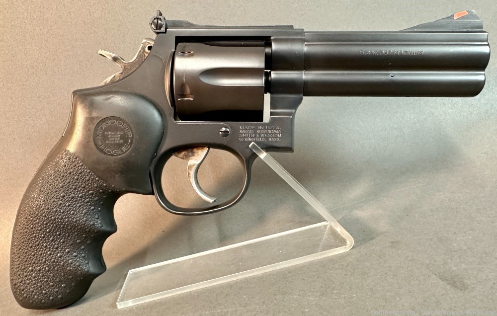 Smith & Wesson S&W Model 586-3 Revolver-img-5