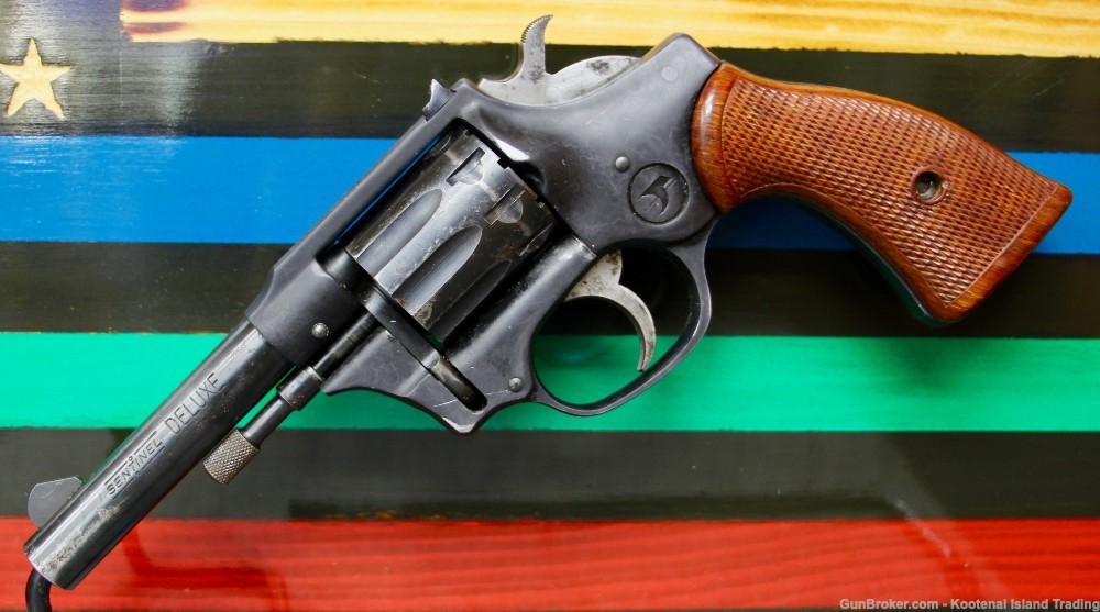 High Standard R-107 Sentinal Deluxe 9 shot revolver 22Lr-img-0