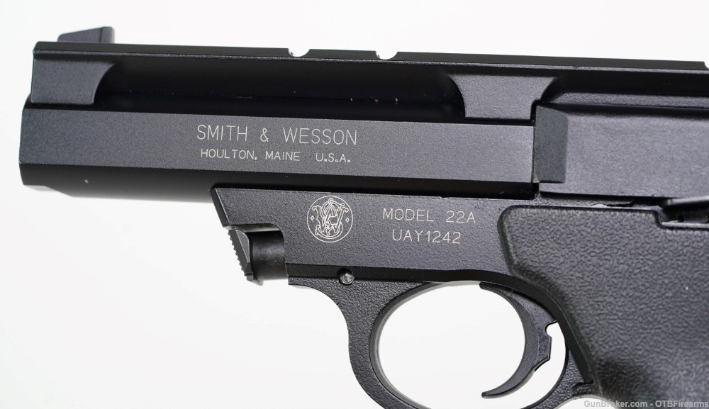 Smith and Wesson Model 22A 4 inch barrel 22lr black-img-9