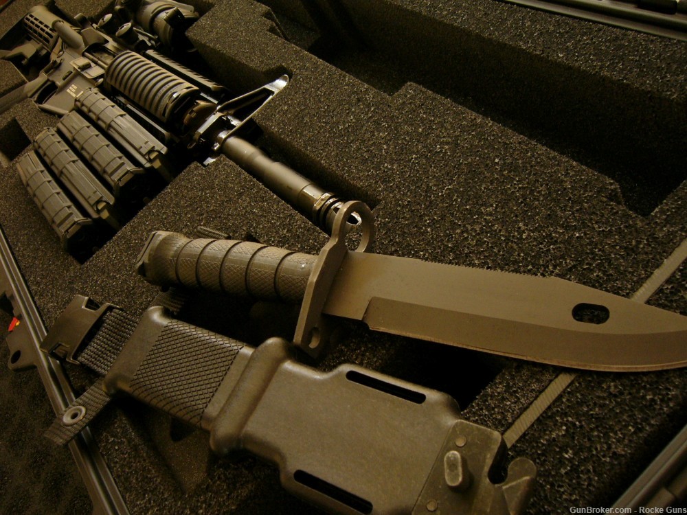 FN M4 FNH M4 MILITARY 5.56 NATO TRIJICON ACOG RMR GREEN TIP M855 BAYONET AR-img-56