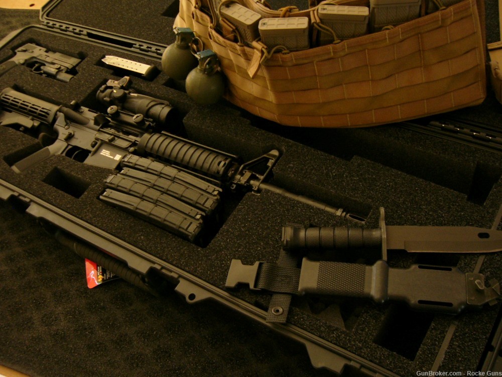 FN M4 FNH M4 MILITARY 5.56 NATO TRIJICON ACOG RMR GREEN TIP M855 BAYONET AR-img-63