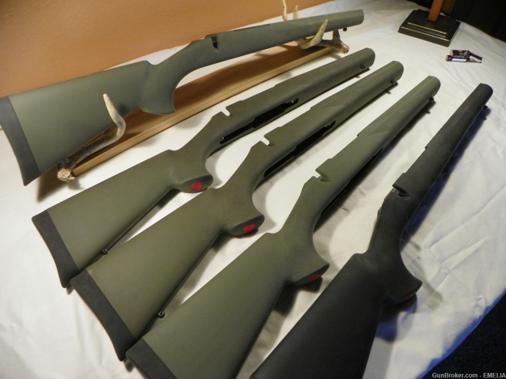 Hogue RH SA Rubber Pillar Bed Stock Weatherby VG/ Howa 1500 FBC Rifle