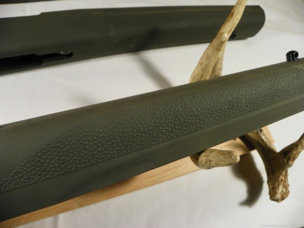 Hogue RH SA Rubber Pillar Bed Stock Weatherby VG/ Howa 1500 FBC Rifle
