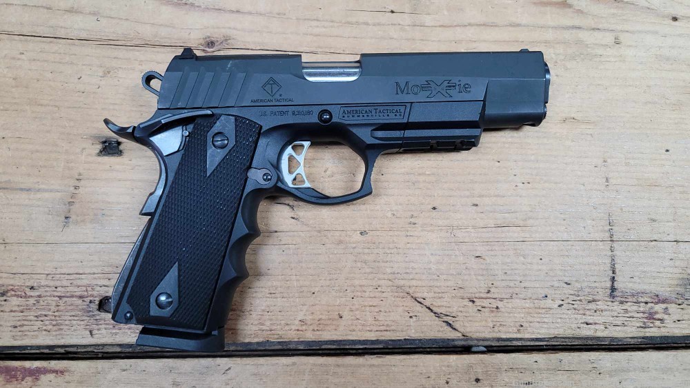 ATI 1911 FXH - 45 pistol with 4 mags and box Moxie-img-4