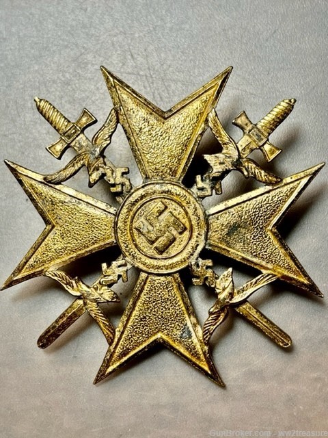 WW2 GERMAN SPANISH CROSS IN GOLD WITH  SWORDS-img-0