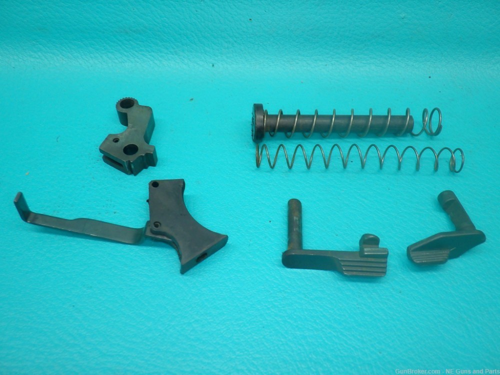 Colt Mustang Plus II .380Acp 2.75"BBL MFG 1988 Pistol Repair Parts Kit-img-1