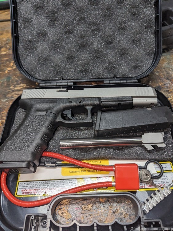 Glock with Lone Wolf-Alpha Wolf Slide .40 S&W and .357 Sig Barrels -img-0