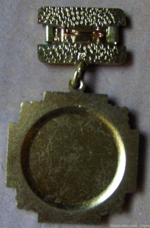 Soviet Russian Medal: Chernobyl Nuclear Power Plant Explosion Rescuer 1986-img-2