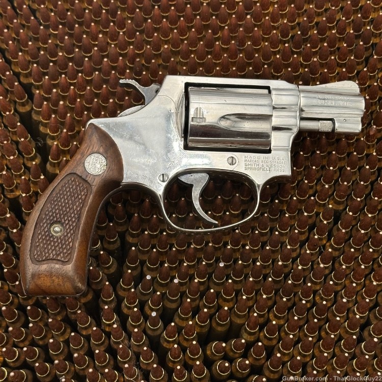 Smith & Wesson Model 37 No Dash .38 Special Snubnose Nickel Plated S&W-img-1