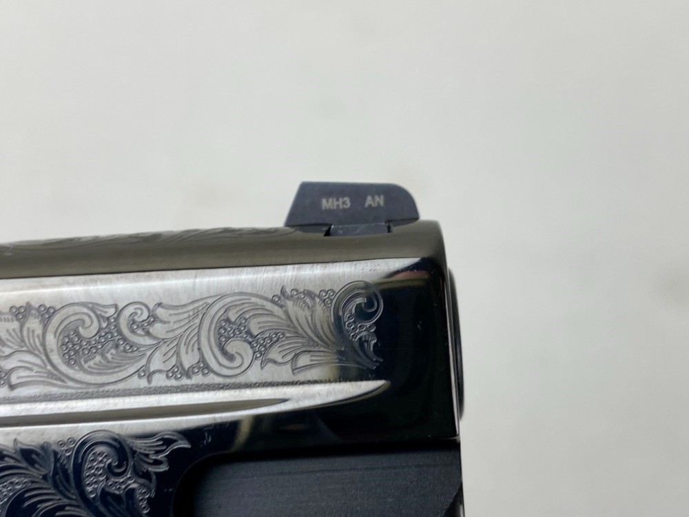 Sig Sauer P226 Engraved 9mm Para 4.4" Circa 2014 ANIB-img-15