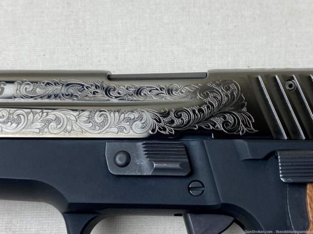 Sig Sauer P226 Engraved 9mm Para 4.4" Circa 2014 ANIB-img-20