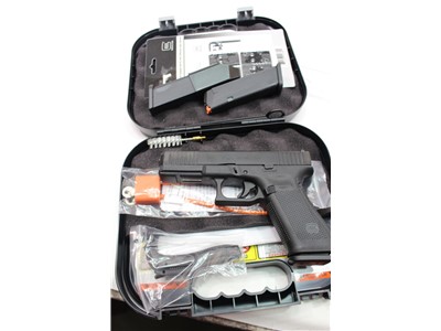 Glock 17 Gen5 Semi-Auto Pistol 4.25" BBL 10+1 Orig Box and 3 Mags