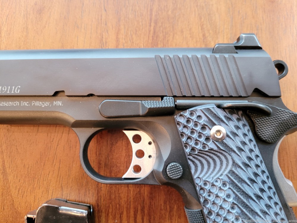Magnum Research 1911 in 45ACP - UNFIRED! -img-3